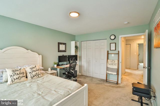 3059 GOSHEN DR, Pennsburg, PA 18073