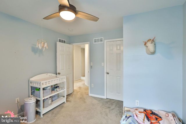 3059 GOSHEN DR, Pennsburg, PA 18073