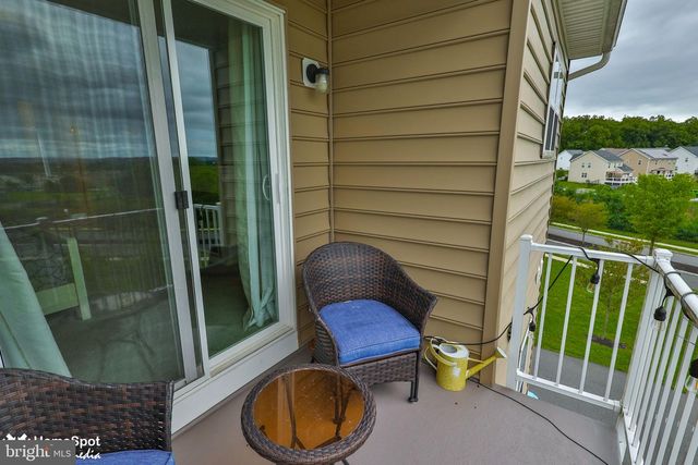 3059 GOSHEN DR, Pennsburg, PA 18073