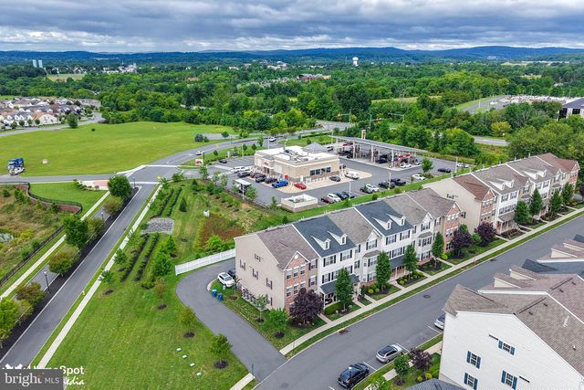 3059 GOSHEN DR, Pennsburg, PA 18073