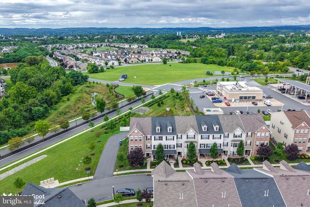 3059 GOSHEN DR, Pennsburg, PA 18073