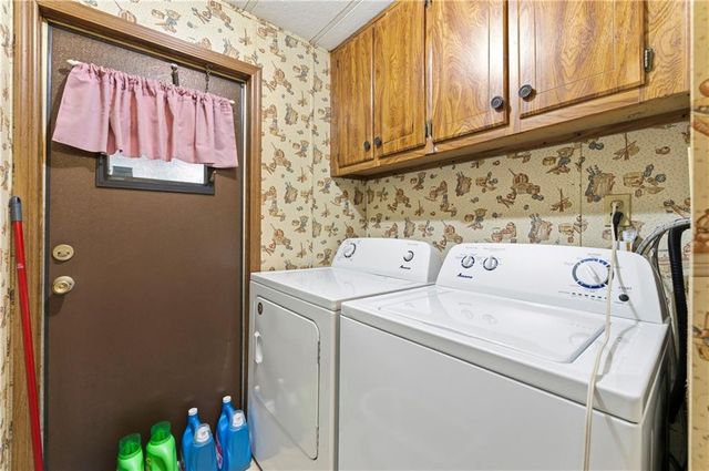 85 Honeysuckle Drive SW, Cartersville, GA 30120