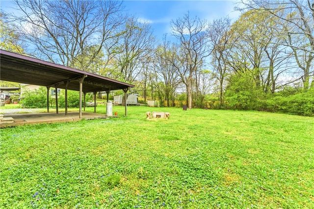 85 Honeysuckle Drive SW, Cartersville, GA 30120