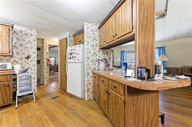 85 Honeysuckle Drive SW, Cartersville, GA 30120