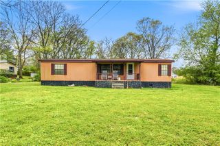 85 Honeysuckle Drive SW, Cartersville, GA 30120