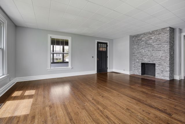 339 N Main Street, Lombard, IL 60148