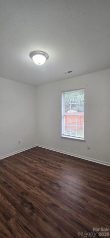 5751 Justins Forest Drive, Charlotte, NC 28212