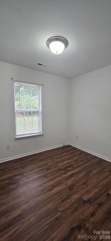 5751 Justins Forest Drive, Charlotte, NC 28212