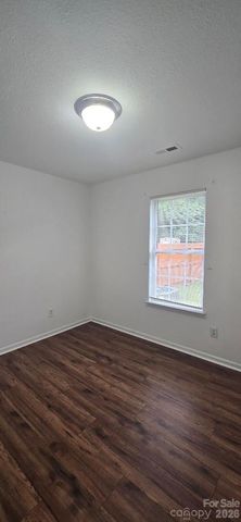 5751 Justins Forest Drive, Charlotte, NC 28212