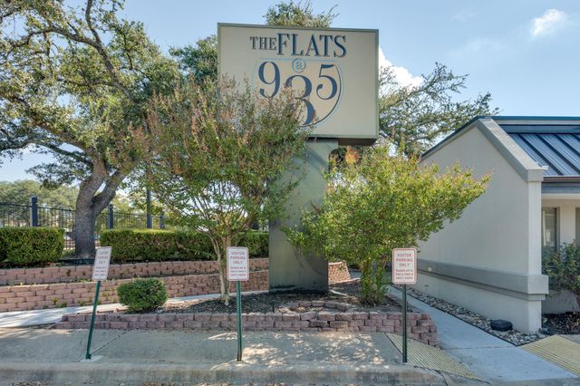 935 La Posada DR 156, Austin, TX 78752