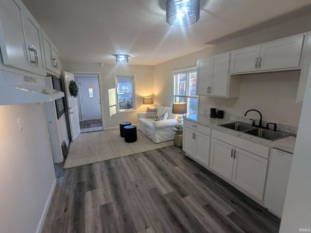 54327 Hastings Street, Elkhart, IN 46514