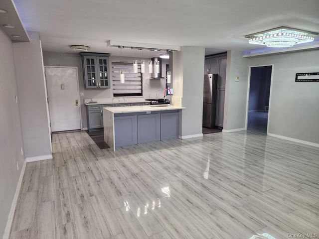 61-55 98th Street 14J, Rego Park, NY 11374