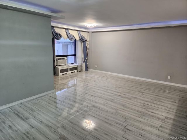 61-55 98th Street 14J, Rego Park, NY 11374