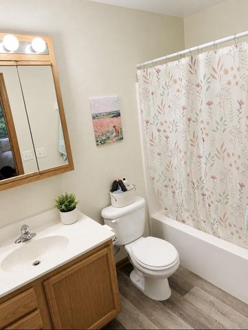 54 Me Me Lane, Reedsburg, WI 53959