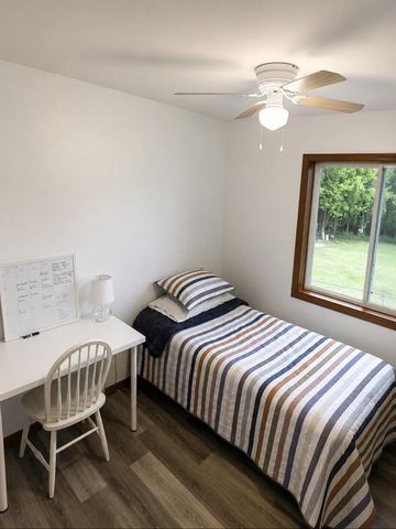 54 Me Me Lane, Reedsburg, WI 53959