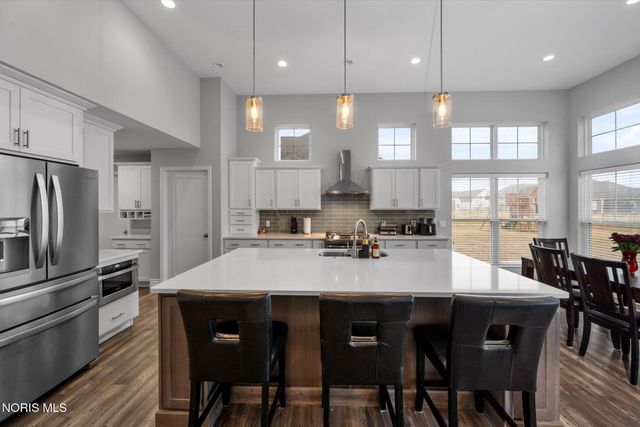 107 Wellington Place, Perrysburg, OH 43551