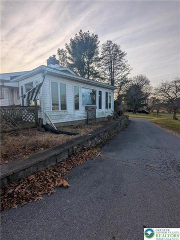 570 Georgetown Road, Lower Nazareth Twp, PA 18064