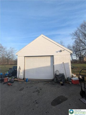 570 Georgetown Road, Lower Nazareth Twp, PA 18064