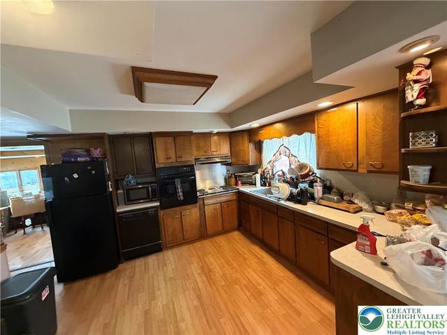 570 Georgetown Road, Lower Nazareth Twp, PA 18064