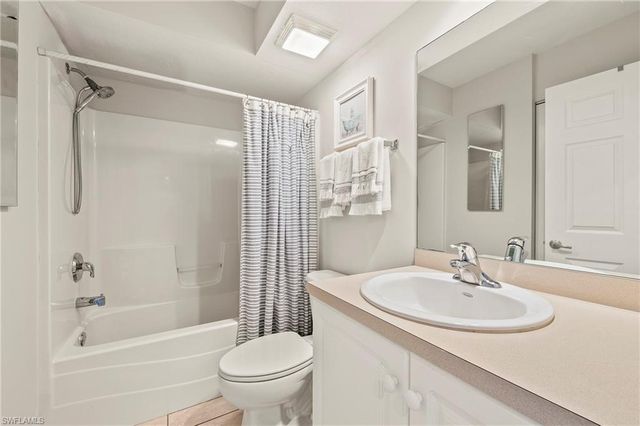 26740 Rosewood Pointe LN 101, Bonita Springs, FL 34135