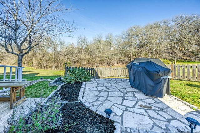 2701 Bluebonnet Boulevard, Brenham, TX 77833