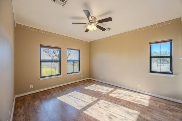 2701 Bluebonnet Boulevard, Brenham, TX 77833