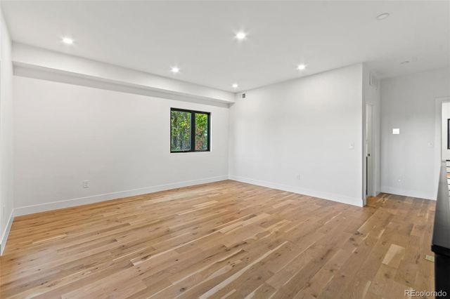 1446 Stuart Street, Denver, CO 80204