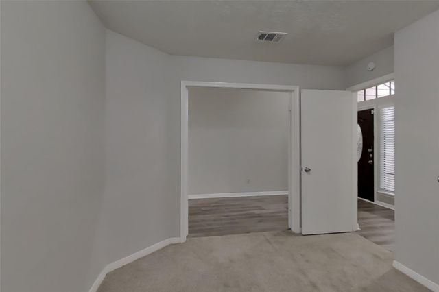 8559 Spring Green Drive, Houston, TX 77095