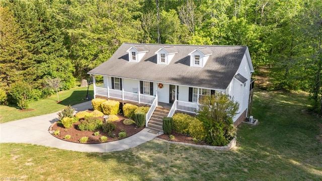 20 Collin Lane, Thomasville, NC 27360