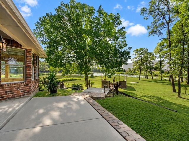 3535 Bayou Forest Drive, La Porte, TX 77571
