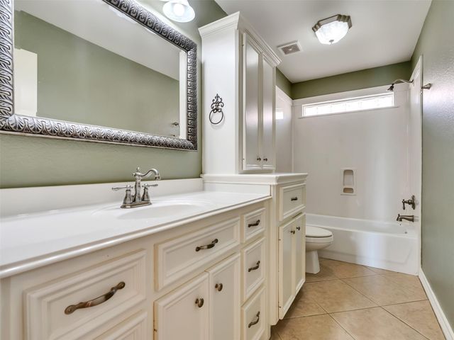 3535 Bayou Forest Drive, La Porte, TX 77571
