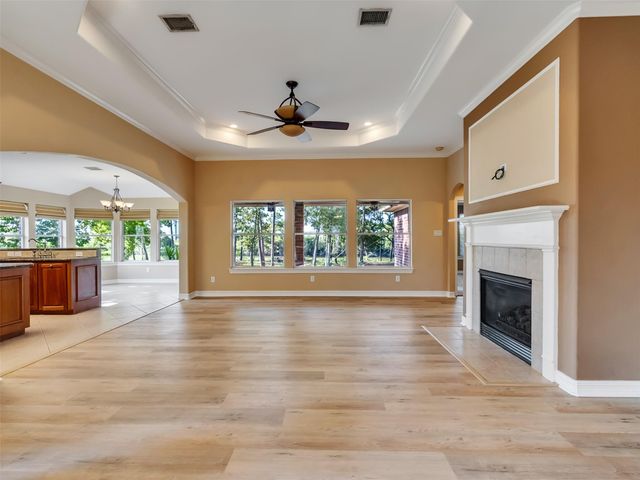 3535 Bayou Forest Drive, La Porte, TX 77571