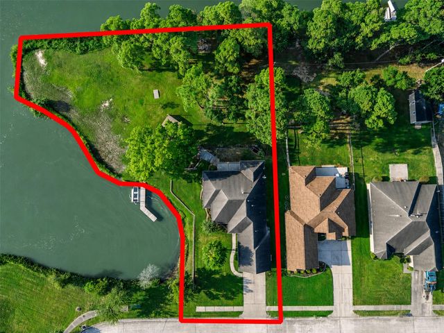 3535 Bayou Forest Drive, La Porte, TX 77571