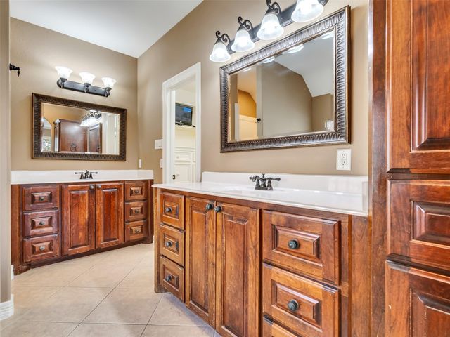3535 Bayou Forest Drive, La Porte, TX 77571