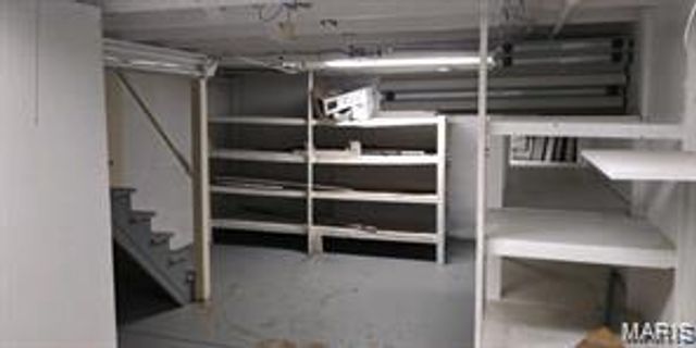 8206 Gravois Road, St Louis, MO 63123