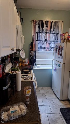 8206 Gravois Road, St Louis, MO 63123