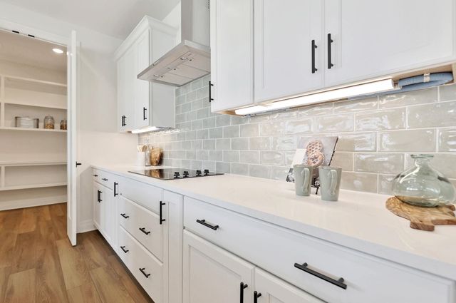 849 N Speyside Cir, Andover, KS 67002