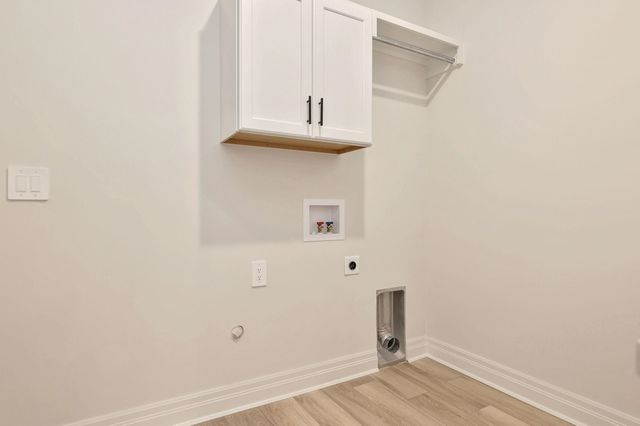 849 N Speyside Cir, Andover, KS 67002