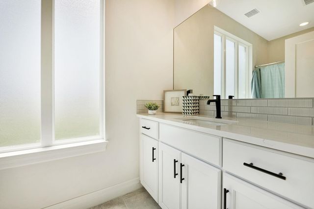 849 N Speyside Cir, Andover, KS 67002