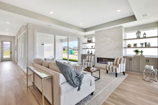 849 N Speyside Cir, Andover, KS 67002