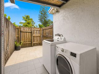 7780 NW 40TH Street A, Davie, FL 33024