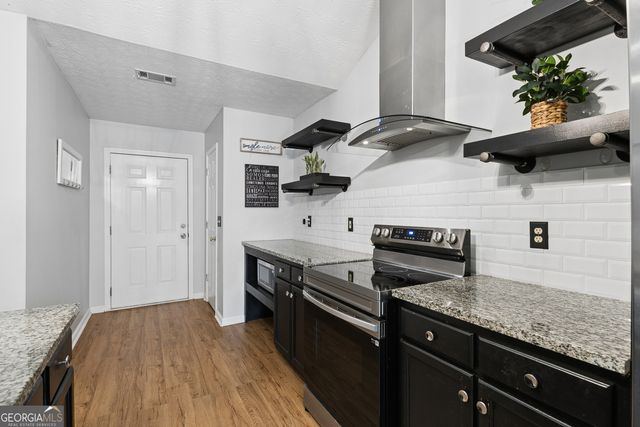 3752 Chesapeake Trace Lane, Flowery Branch, GA 30542