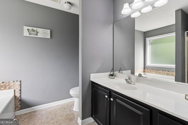 3752 Chesapeake Trace Lane, Flowery Branch, GA 30542