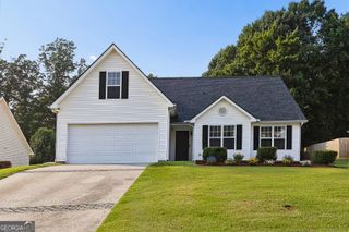 3752 Chesapeake Trace Lane, Flowery Branch, GA 30542