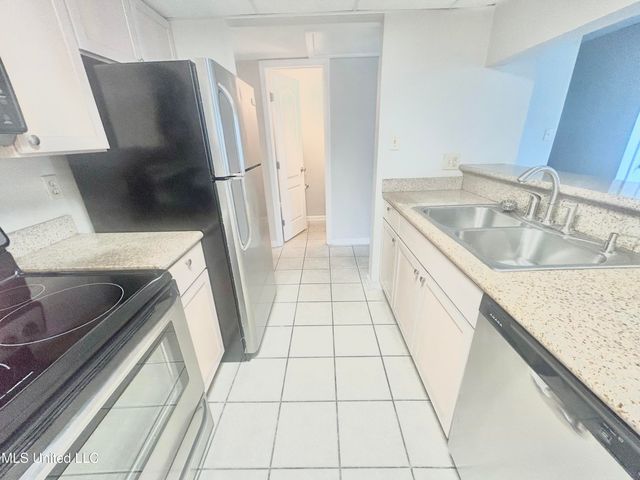 3230 Cumberland Road, 71, Ocean Springs, MS 39564