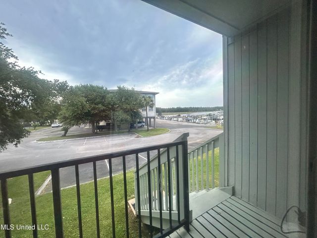3230 Cumberland Road, 71, Ocean Springs, MS 39564