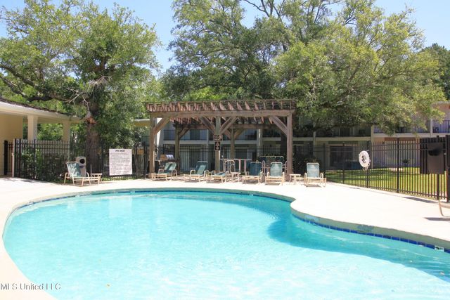3230 Cumberland Road, 71, Ocean Springs, MS 39564