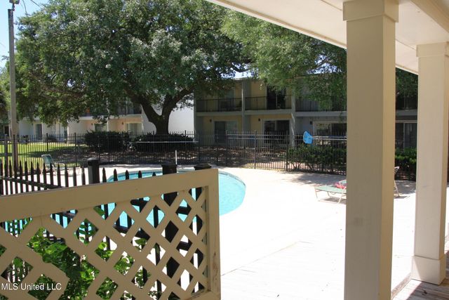 3230 Cumberland Road, 71, Ocean Springs, MS 39564