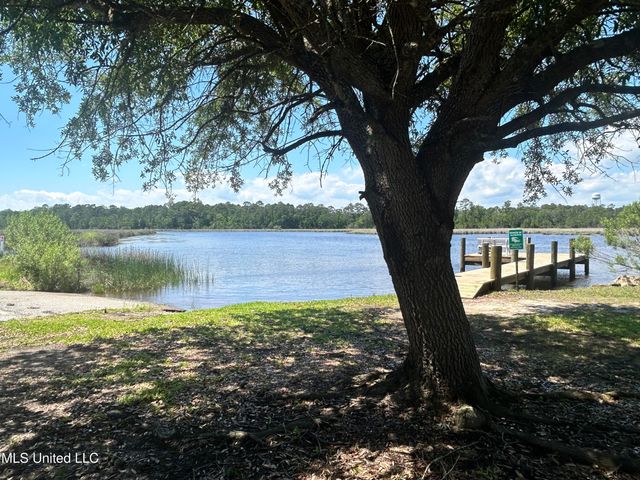 3230 Cumberland Road, 71, Ocean Springs, MS 39564