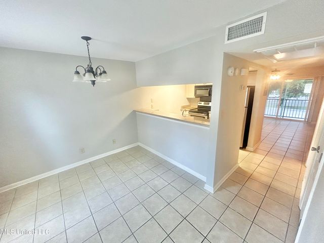 3230 Cumberland Road, 71, Ocean Springs, MS 39564